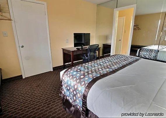 Holiday home Econo Lodge At Military Circle Norfolk